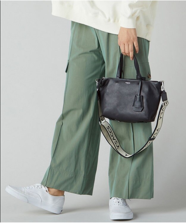 Y'SACCS イザック　イタリアンシープマルチウェイトートバッグ ブラック