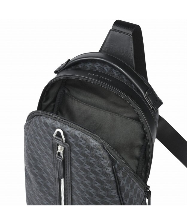 ZERO HALLIBURTON  ZH-モノグラム ショルダーバッグ 7L 630g 81523 ブラック