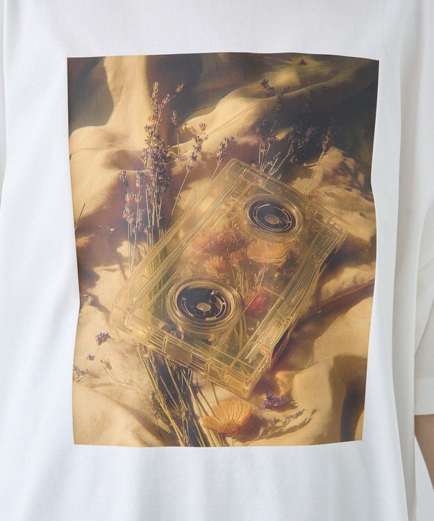 earth music&ecology アソートグラフィックルーズＴｅｅ Off White