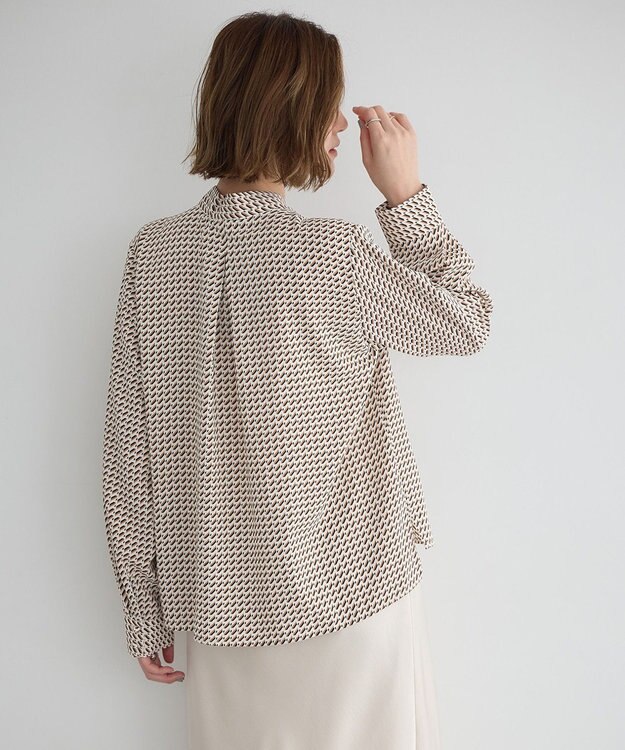 YECCA VECCA ジオメ柄ボウタイブラウス Ivory