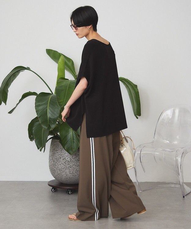 AMERICAN HOLIC Vネックニットベスト Black