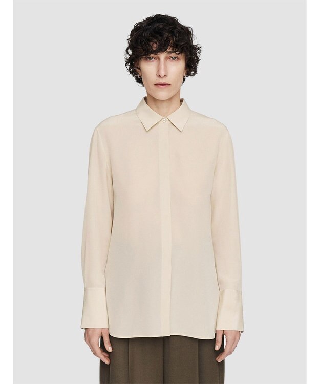 JOSEPH クレープ  ド  ソワ　レギュラーカラーシャツ Oat