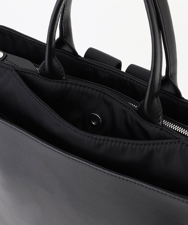 Y'SACCS シルキーリュクスバックパック ブラック