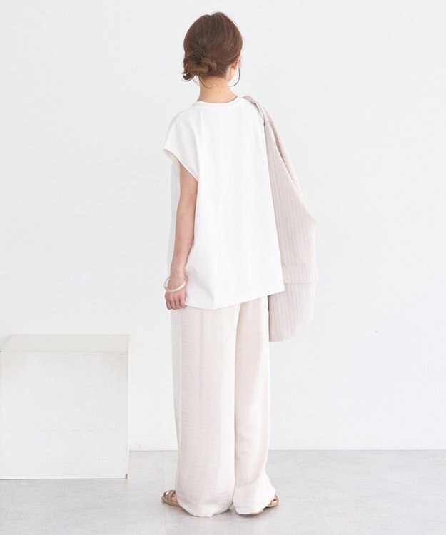 earth music&ecology 【綿100％】フレンチスリーブプリントＴシャツ Off White