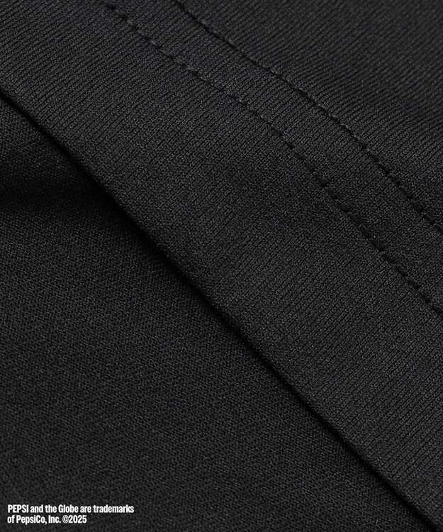 PW CIRCULUS 〈Pepsiコラボ〉【UNISEX】Pepsi World Graphic モックネックT ブラック系