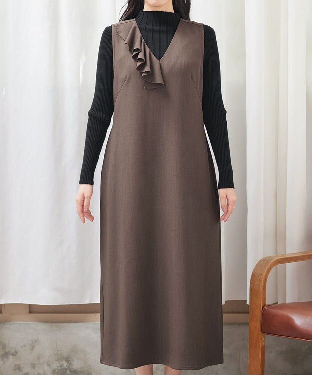 Tiaclasse 【洗える】アシメフリルVネックジャンパースカート モカ