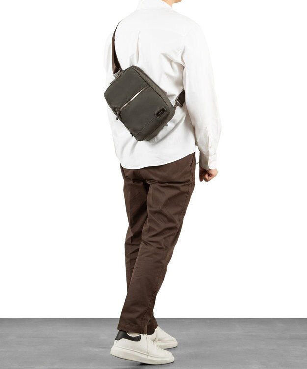 ACE BAGS & LUGGAGE Arcapel バネオ ボディバッグ 68832 アルカペル グレー