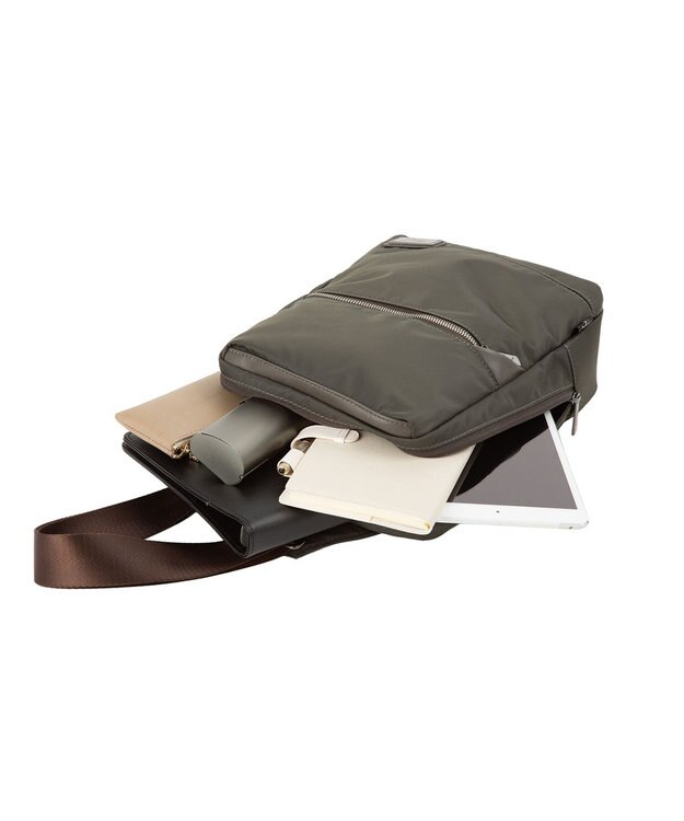 ACE BAGS & LUGGAGE Arcapel バネオ ボディバッグ 68832 アルカペル グレー