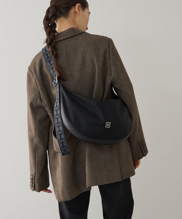 IACUCCI アーゴ M NYLON/CERVO ブラック