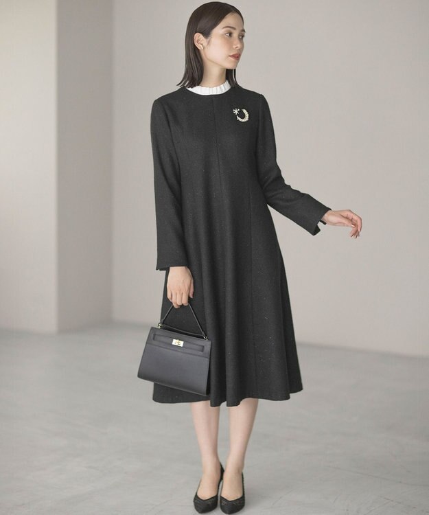 組曲 ベルトデザインスクエアショルダーバッグ ブラック系