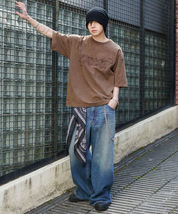 WEGO 【ユニセックス着用ITEM/MLサイズ展開】ブリーチダメージアップリケT（SS） ブラウン