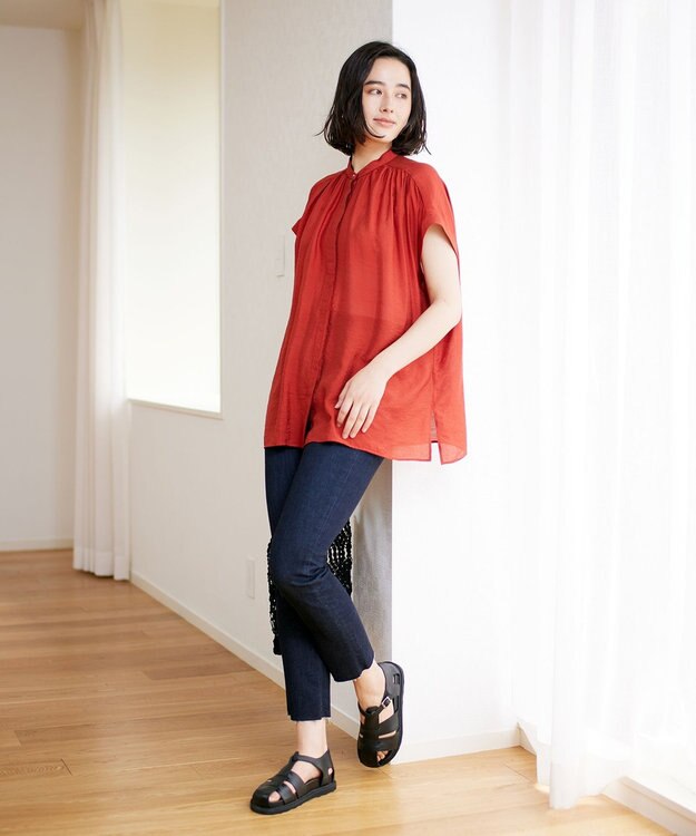 UNFILO 【撥水】ヴィンテージライク ブラウス スカーレット