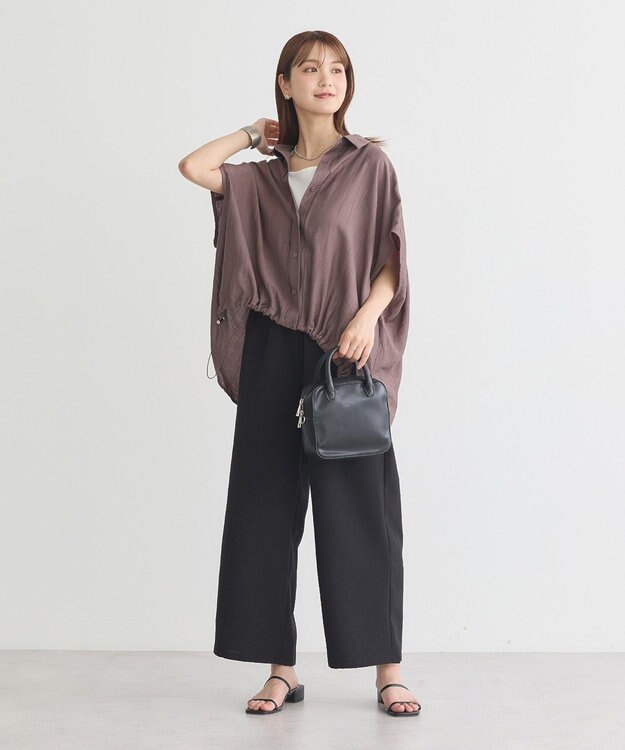 earth music&ecology 【接触冷感】裾ドロストフレンチスリーブシャツ Brown