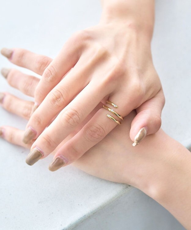 Tiaclasse ポイントストーンリング ゴールド