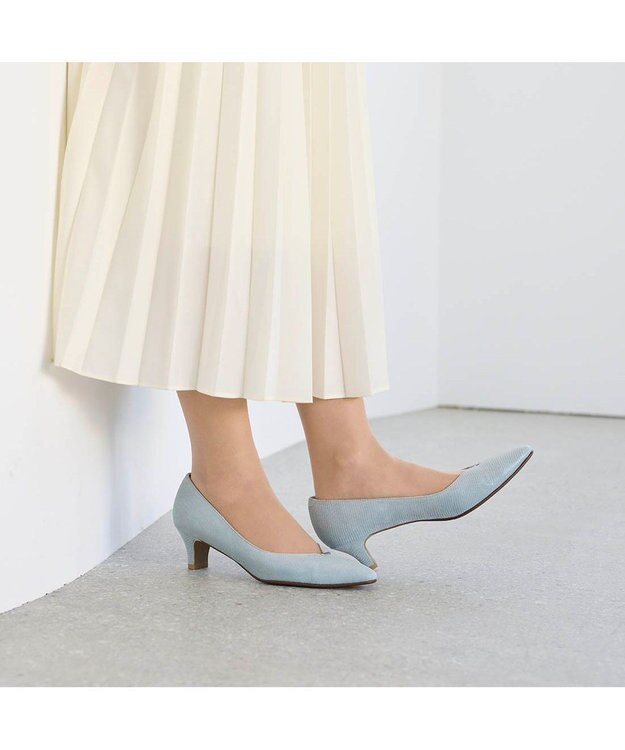 Riz raffinee <Riz raffinee>Vカットリザードプリントパンプス ライトブルーカタオシ