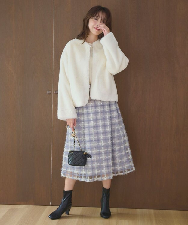 Feroux 【洗える】ビジュー襟 プルオーバーニット アイボリー系