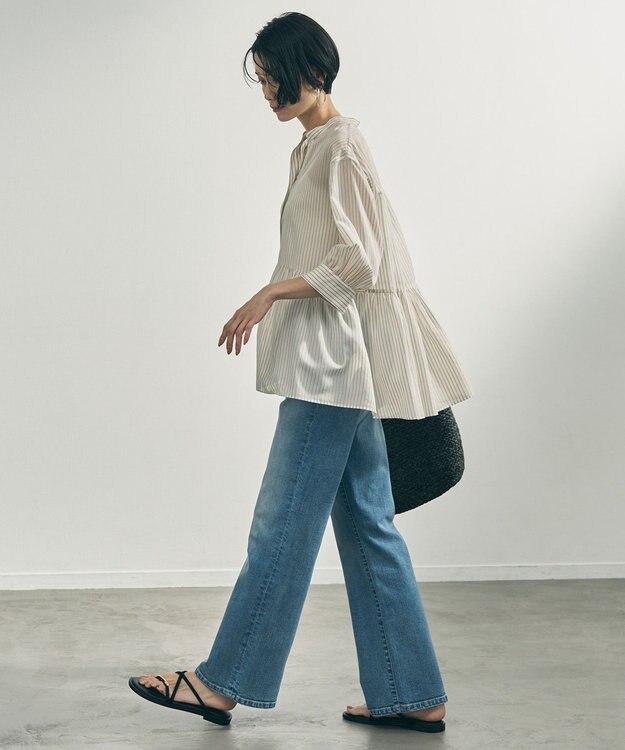 UNFILO ペプラム ギャザーブラウス ベージュストライプ