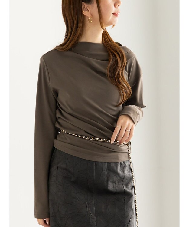 Te chichi スムースアシメロングスリーブプルオーバー《2025Autumn catalog vol.2 item》 カーキ