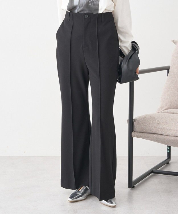 earth music&ecology センターシームフレアパンツ Ecru