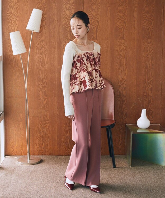 earth music&ecology センターシームフレアパンツ Ecru