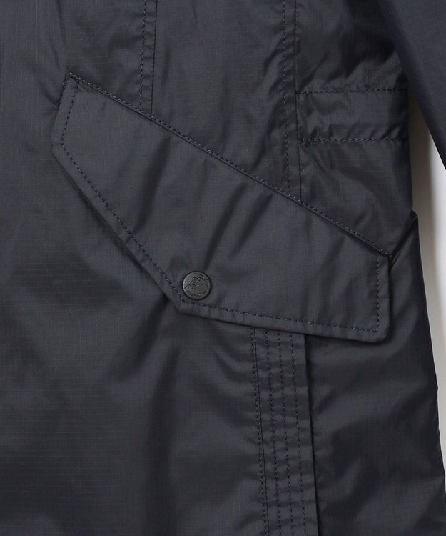 JOSEPH ABBOUD MOUNTAIN 【UNISEX】リサイクルナイロンリップ コート ブラック系