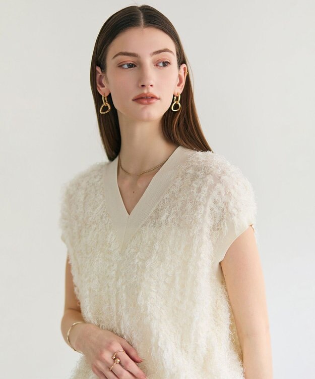 BEIGE， LYCORIS / カットフリンジ Vネックニット Ecru