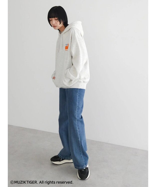 Green Parks ムジークタイガー／裏起毛刺しゅうフーディー Oatmeal