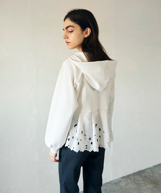 GRACE CONTINENTAL カットワークパーカー ホワイト