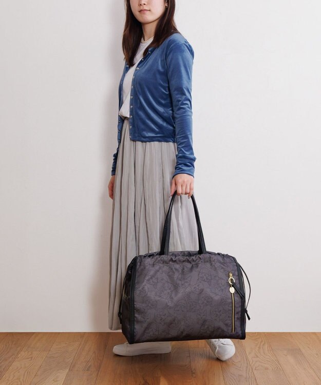 ACE BAGS & LUGGAGE HAyU × ace.  ユッカ トートバッグ B4サイズ 17838 チャコール（ネコヘッド柄）