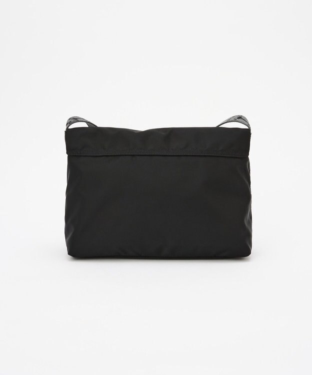 IACUCCI アーゴ ミディアムショルダー NYLON/CERVO ブラック