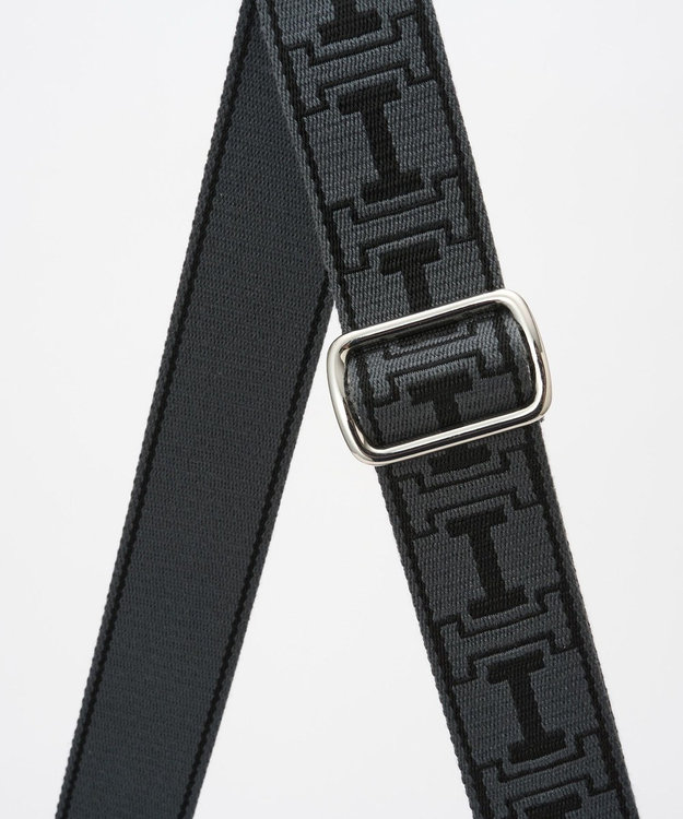 IACUCCI アーゴ ミディアムショルダー NYLON/CERVO ブラック