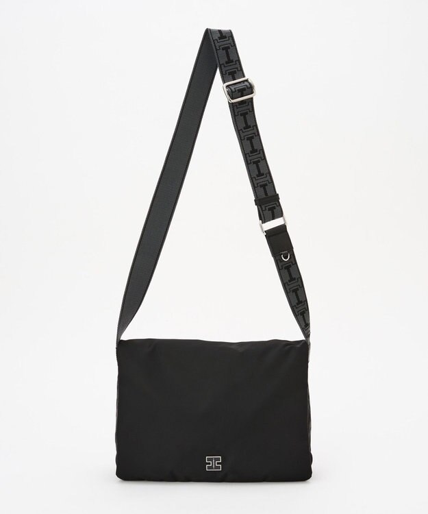 IACUCCI アーゴ ミディアムショルダー NYLON/CERVO ブラック