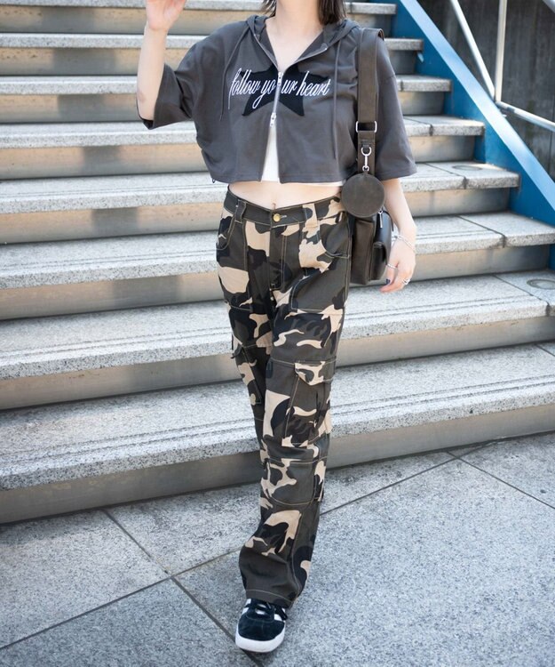 WEGO スターロゴ半袖ジップパーカー ダークグレー