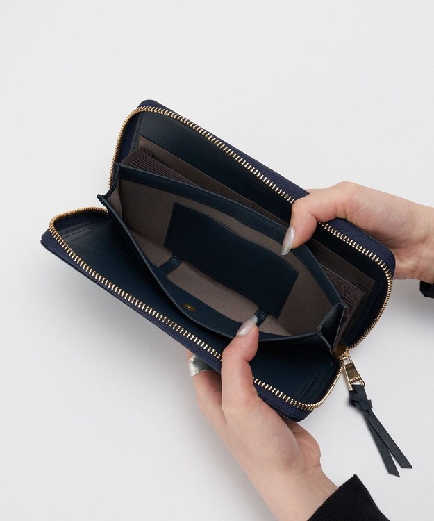 russet エンボスモノグラム多機能ウォレット(SO-448) D.Navy