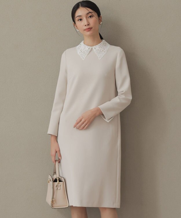 組曲 L 【KUMIKYOKU NAVY】コンフォータブルドレープ レース襟ワンピース サンドベージュ系