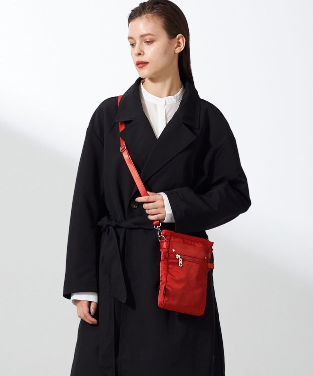 Y'SACCS テープデザイン　トラベルポシェット オレンジ