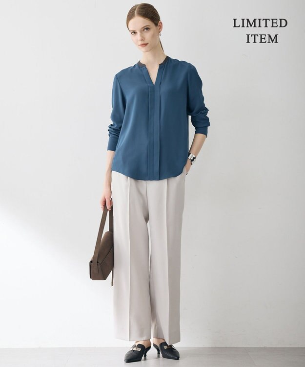 ICB L 【6/12-6/28期間限定・受注生産・WEB限定】BackSatinAmunzen キーネックブラウス ダルブルー×チャコール