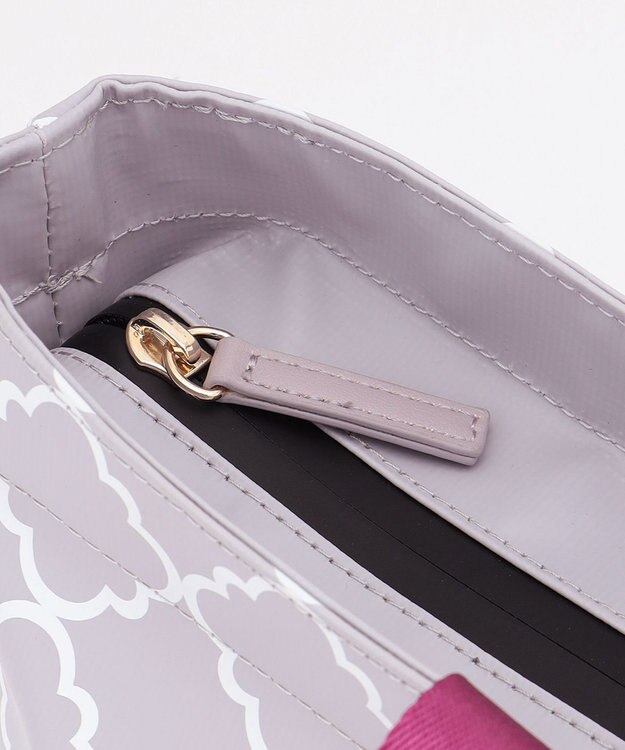 TOCCA 【A4サイズ対応・撥水】CHECKER CLOVER RAIN BAG レインバッグ ライトグレー系