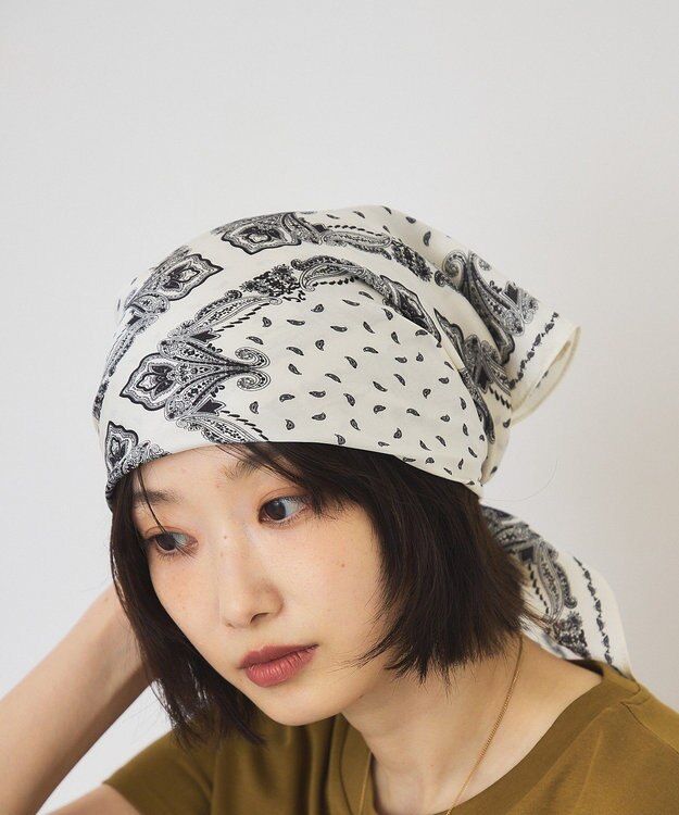 AMERICAN HOLIC ペイズリースカーフ Off White