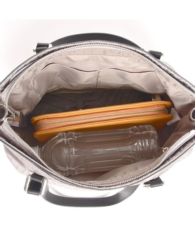 Y'SACCS モノグラム×カウレザー　２ＷＡＹミニトート グレージュ