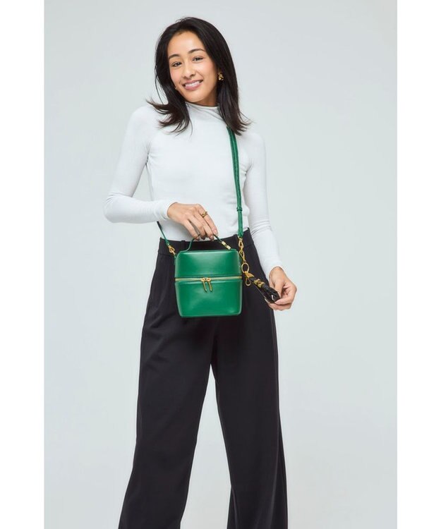 style code 【VerdeVari/ヴェルデヴァリ】バニティバッグ グリーン