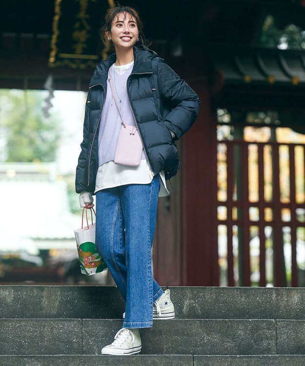 23区 スマホ  ポシェット ライラック系