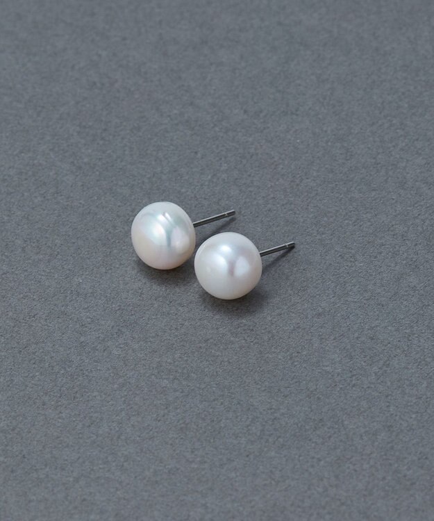 Phoebe 〈金属アレルギー対応〉シェルパール クラシックスタッドピアス 　0.8mmパール ホワイト