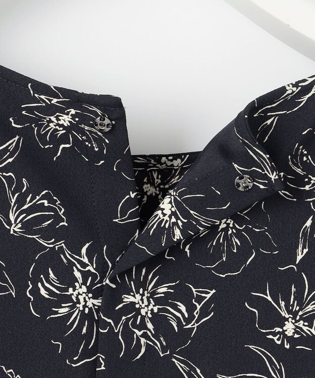 J.PRESS LADIES L 【洗える】ラインフラワープリント ブラウス ネイビーベース系