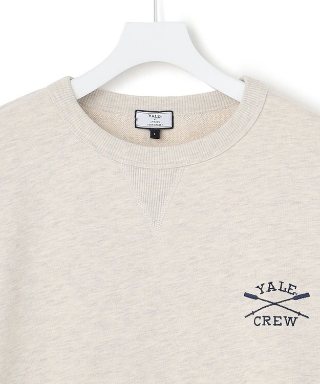 J.PRESS YORK STREET 【UNISEX】YALE刺繍クルーネックプルオーバー アイボリー系