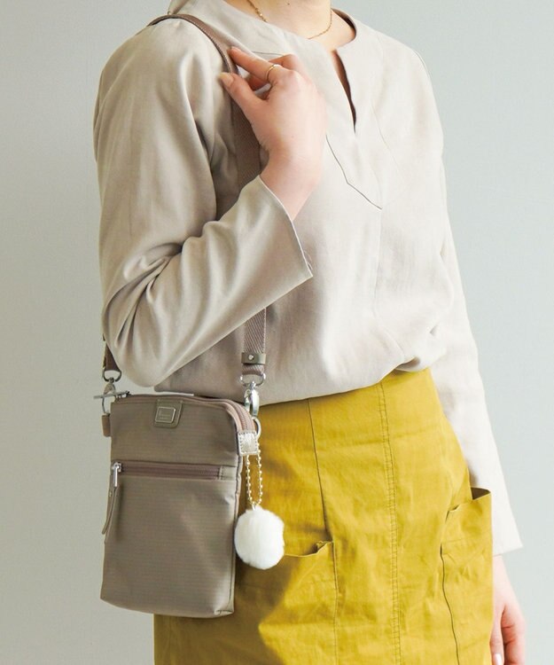 ACE BAGS & LUGGAGE Kanana project COLLECTION VYG ルフレ ショルダーバッグ 68341 カナナプロジェクト コレクション スマホショルダー ポシェット ベージュ