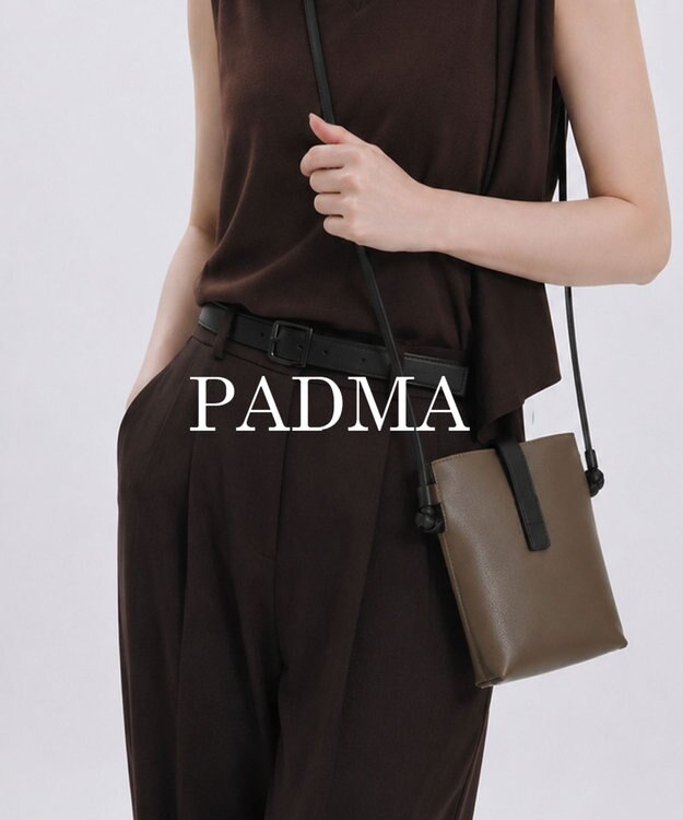 style code 【PADMA/パドマ】ベルトデザイン　シュリンクレザーマルチポシェット グレージュ