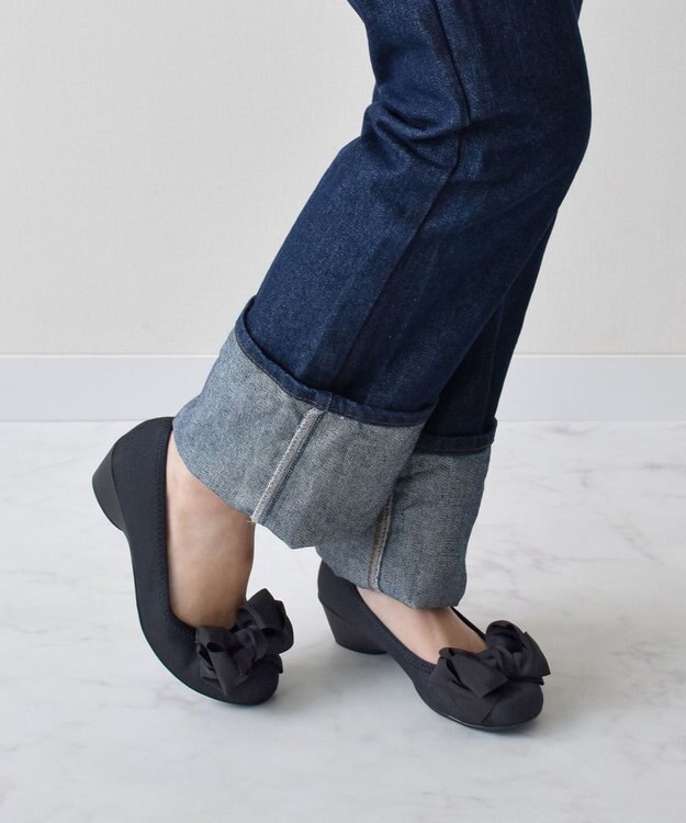 Bridget Birkin ＜3E＞【Bridget Birkin Walk】グログランリボンウォーキングパンプス ブラック雑材