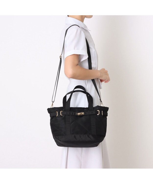UNBILLION カシュカシュ cachecache / ヒネリ金具2wayナイロンキルティングトートM ブラック