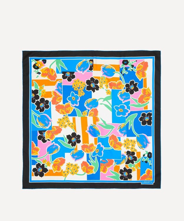 LIBERTY. マリアンナズ ブーケ 90x90 シルクスカーフ ブルー